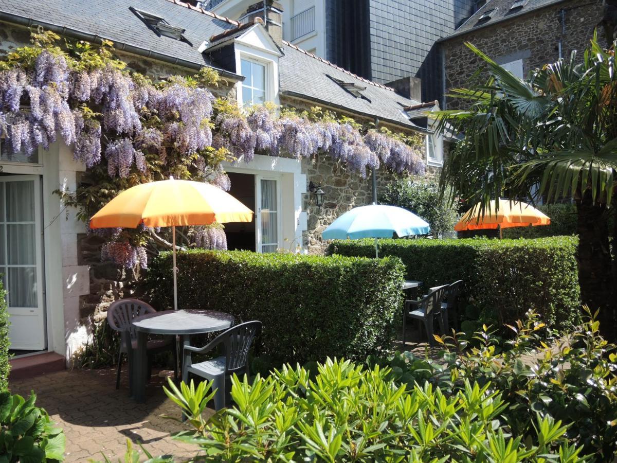Clos De La Fontaine ดีนาร์ ภายนอก รูปภาพ
